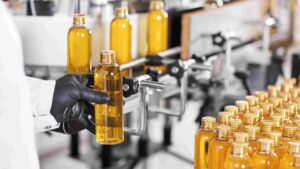 ada banyak keuntungan menggunakan maklon kosmetik. kata kunci brand skincare lokal maklon jadi banyak dicari. Ada banyak pertimbangan antara maklon vs bangun pabrik sendiri.